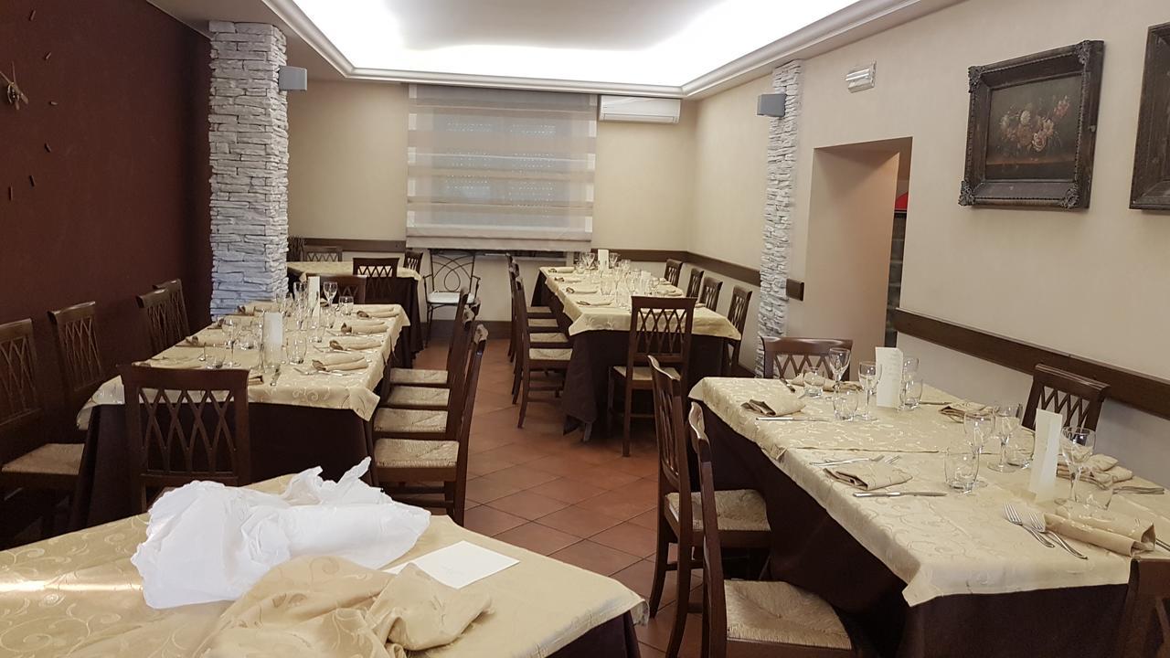 La Taverna Morcone Esterno foto